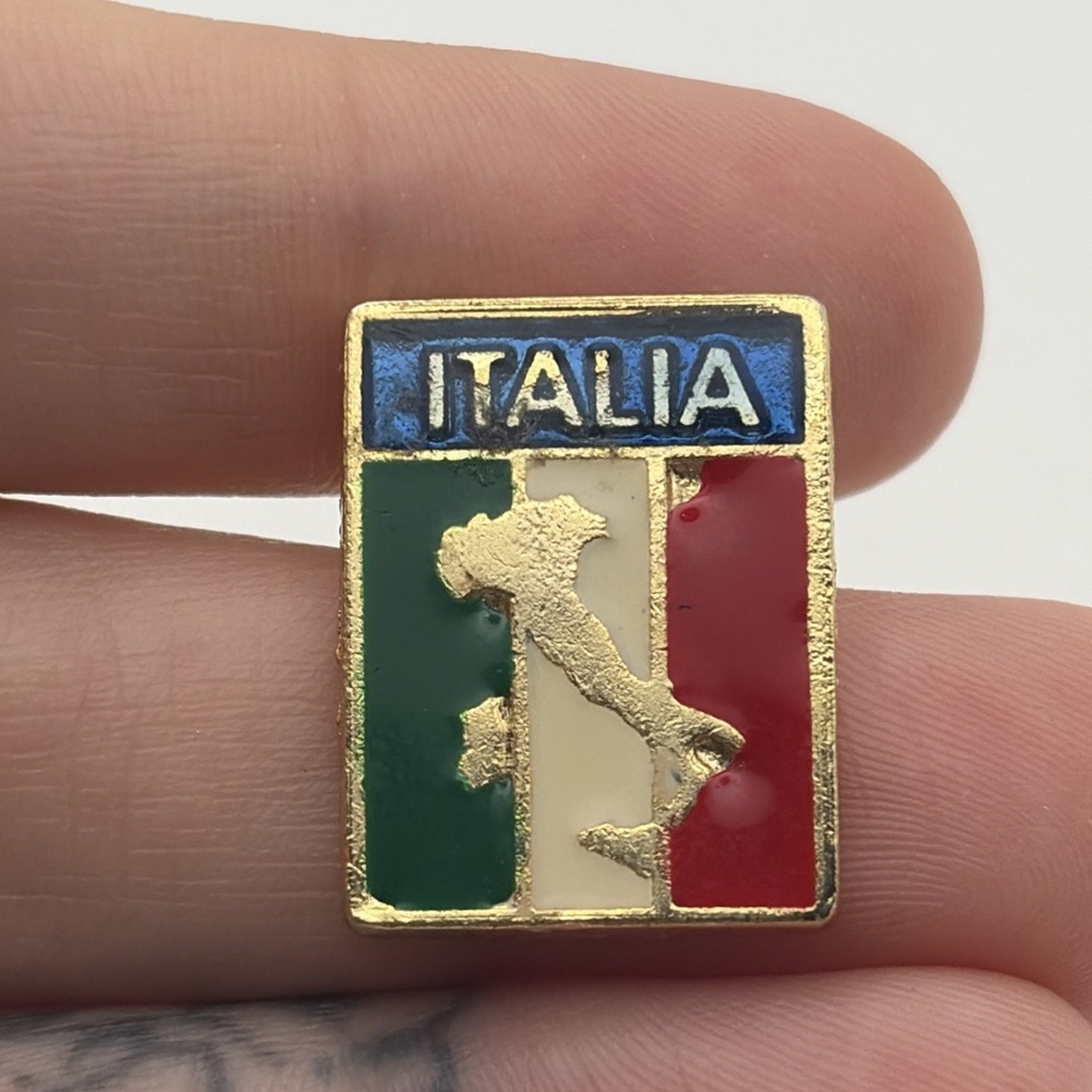 Vintage Italia Italy Country Outline Flag Lapel Hat Pin